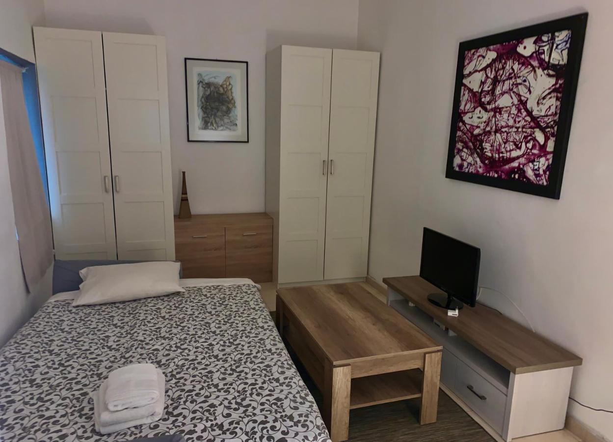 Apartment City Center Eighty-Five Bari Exterior foto