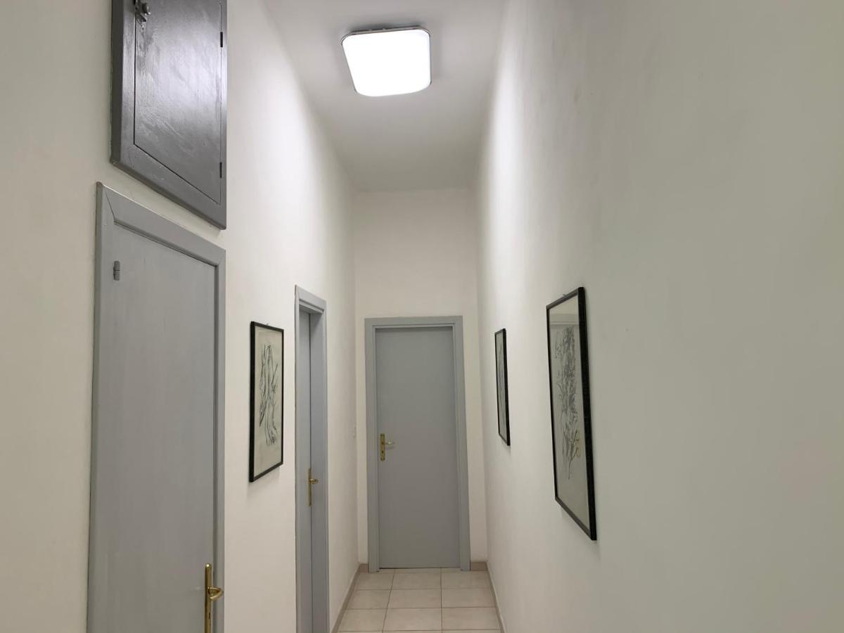Apartment City Center Eighty-Five Bari Exterior foto