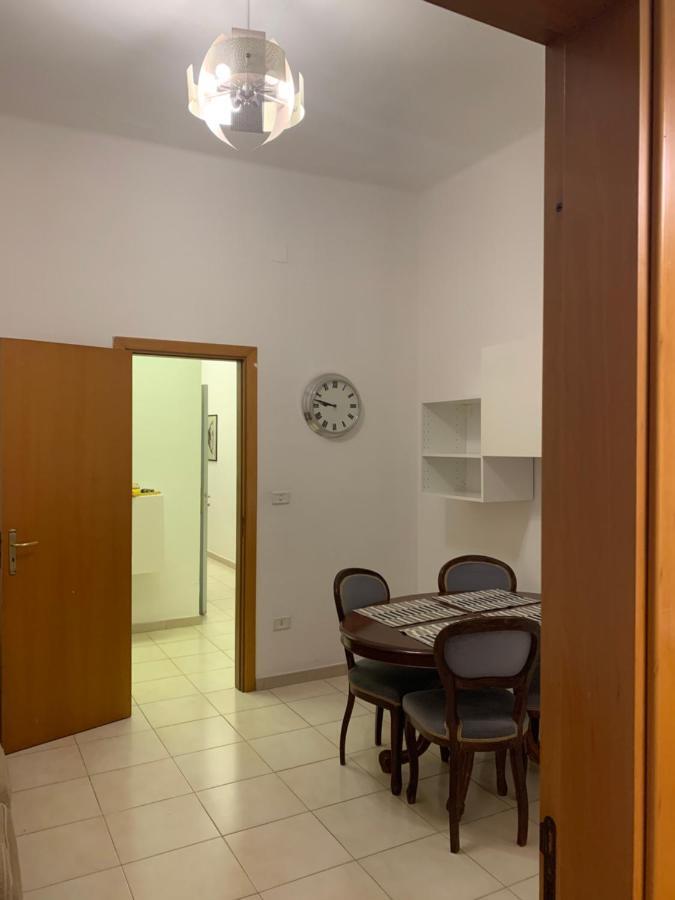 Apartment City Center Eighty-Five Bari Exterior foto